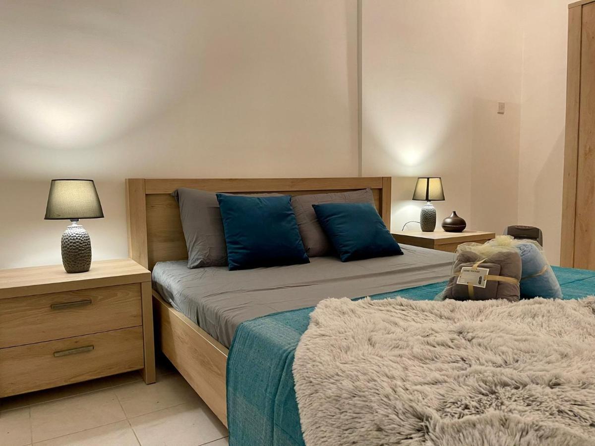 Balesa Property - Modern Duplex House In Central Sliema Esterno foto